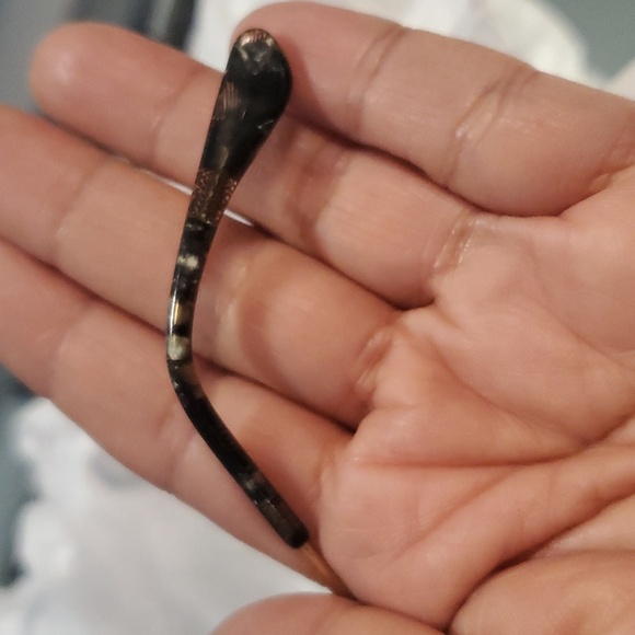 VINTAGE GUCCI EYE GLASSES - Picture 6 of 11